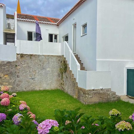 Casa Do Pisao - Cosy And Modern Two-Bedroom Townhouse Angra do Heroísmo Dış mekan fotoğraf