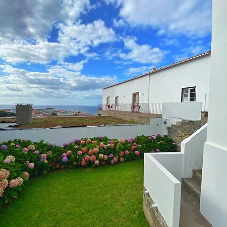 Casa Do Pisao - Cosy And Modern Two-Bedroom Townhouse Angra do Heroísmo Dış mekan fotoğraf
